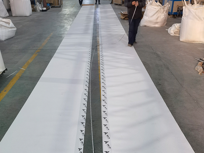 非沥青基自粘胶膜防水卷材